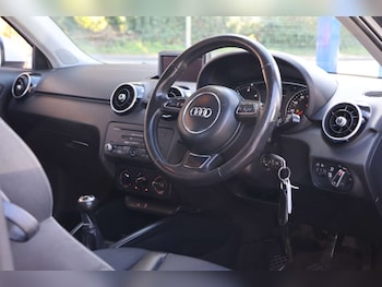 Used Audi A1 2013 for sale - 78111366: Photo