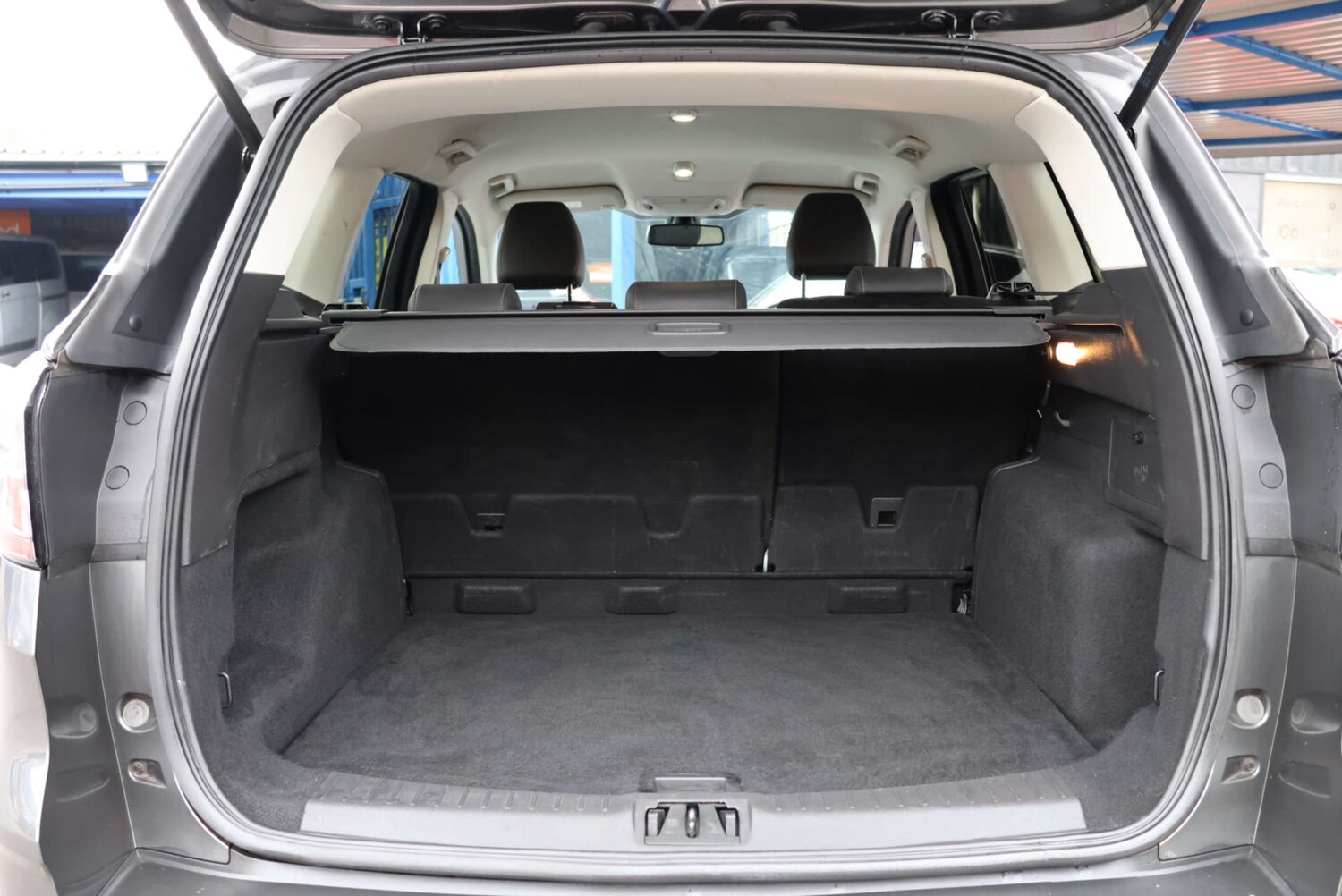 Used Ford Kuga 2017 for sale - 77328645: Photo 19