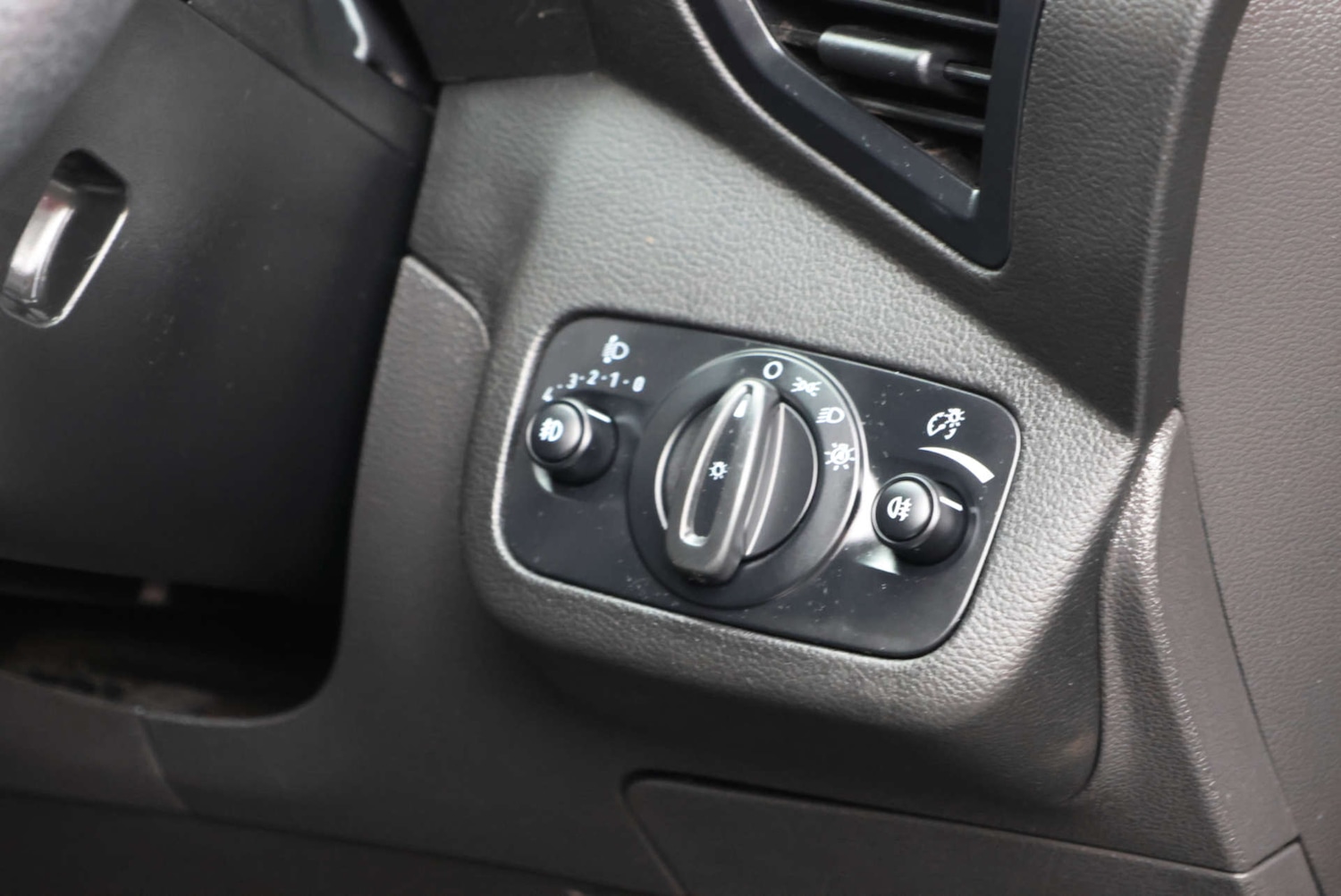 Used Ford Kuga 2017 for sale - 77328645: Photo 35