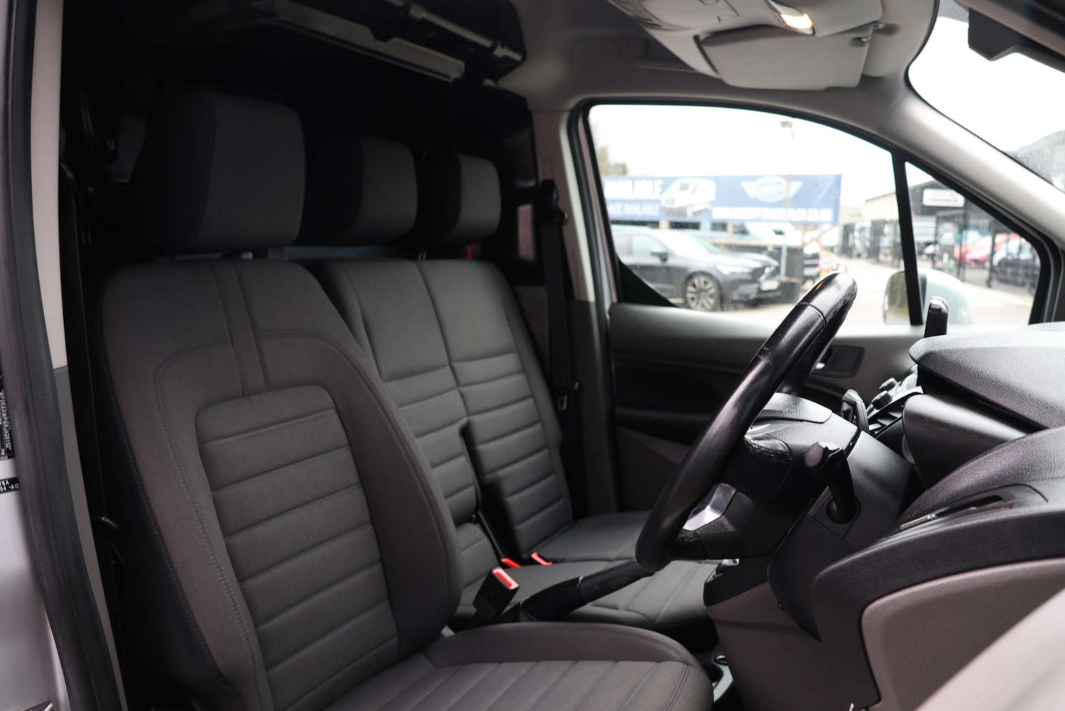 Used Ford Transit Connect 2019 for sale - 77681232: Photo 5