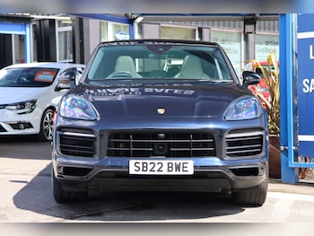 Used Porsche Cayenne 2022 for sale - 78598700: Photo