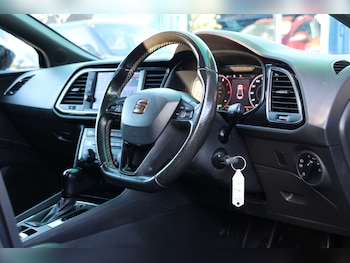 Used SEAT Leon 2020 for sale - 76642945: Photo