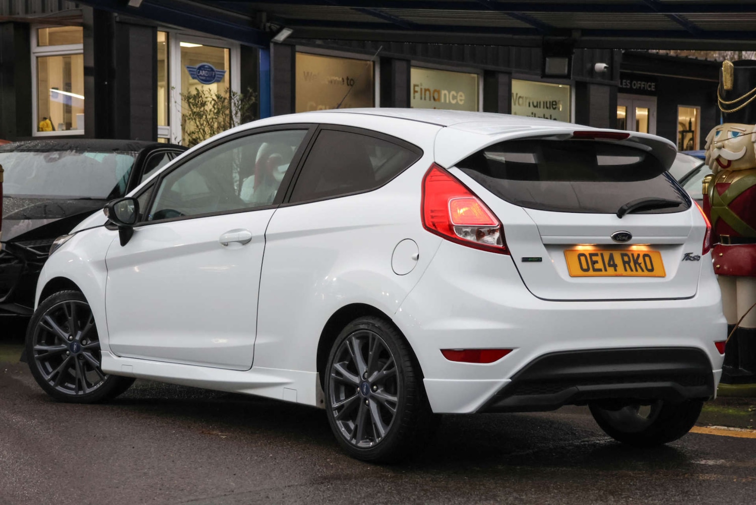 Used Ford Fiesta 2014 for sale - 76724033: Photo 11