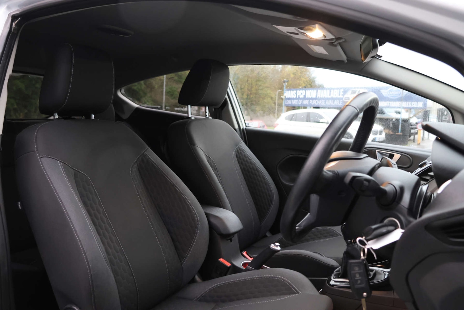 Used Ford Fiesta 2014 for sale - 76724033: Photo 5