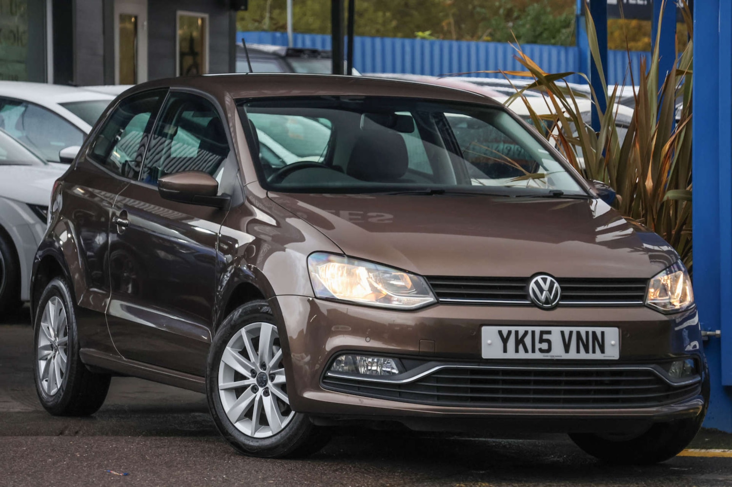 Used Volkswagen Polo 2015 for sale - 76416861: Photo 1