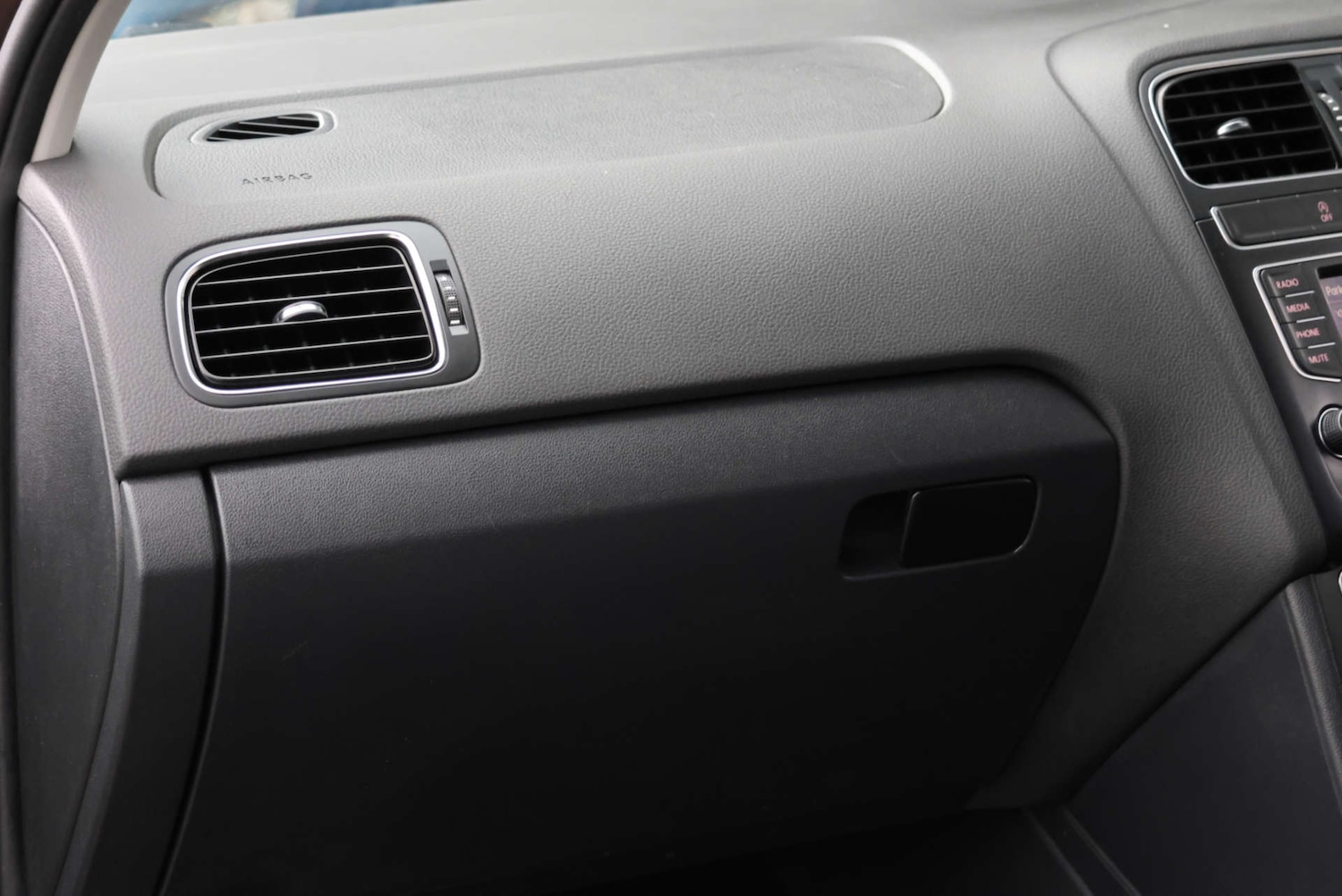 Used Volkswagen Polo 2015 for sale - 76416861: Photo 10