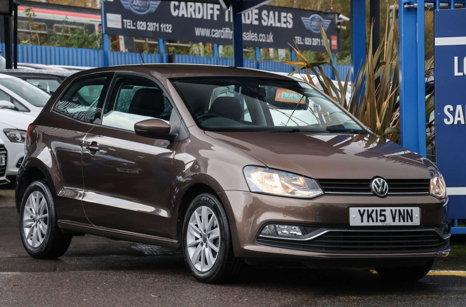 Used Volkswagen Polo 2015 for sale - 76416861: Photo 2