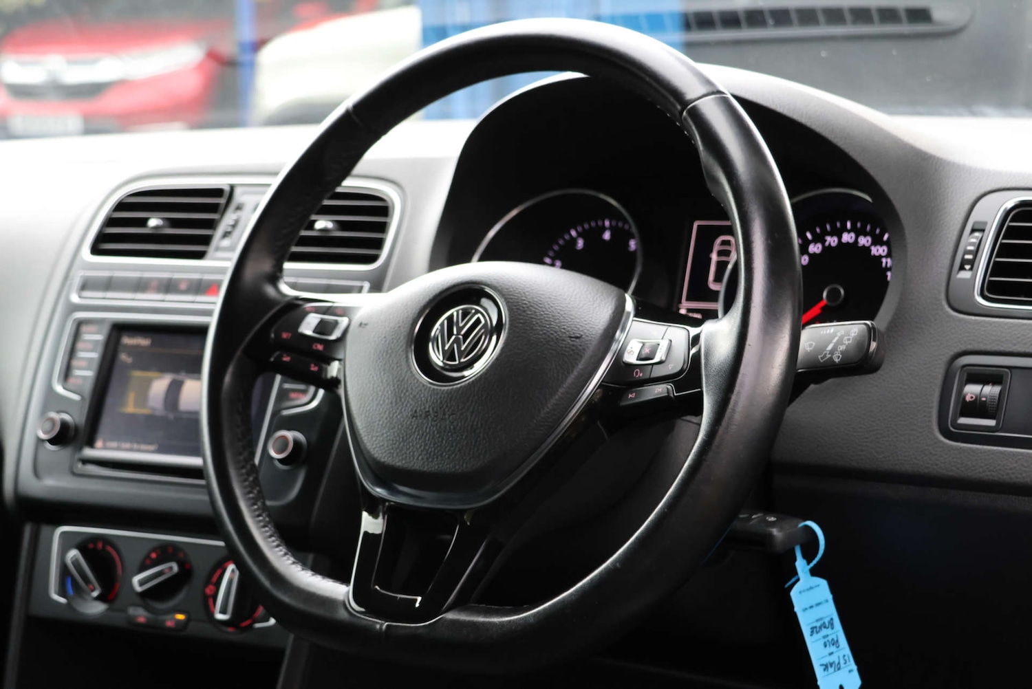 Used Volkswagen Polo 2015 for sale - 76416861: Photo 25