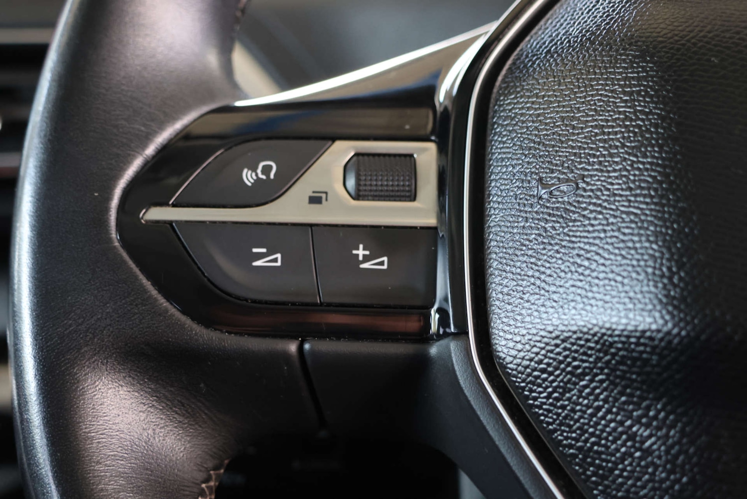 Used Peugeot 3008 2019 for sale - 76048846: Photo 19