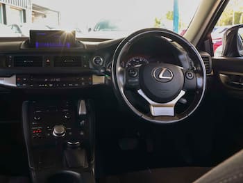 Used Lexus CT 2017 for sale - 79620772: Photo