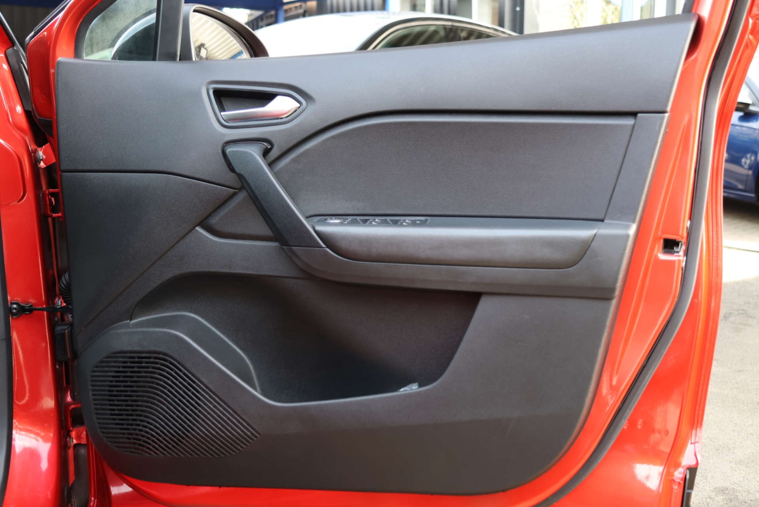 Used Renault Captur 2021 for sale - 76600699: Photo 17