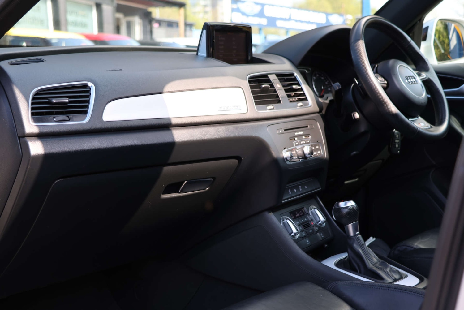 Used Audi Q3 2013 for sale - 76767896: Photo 10