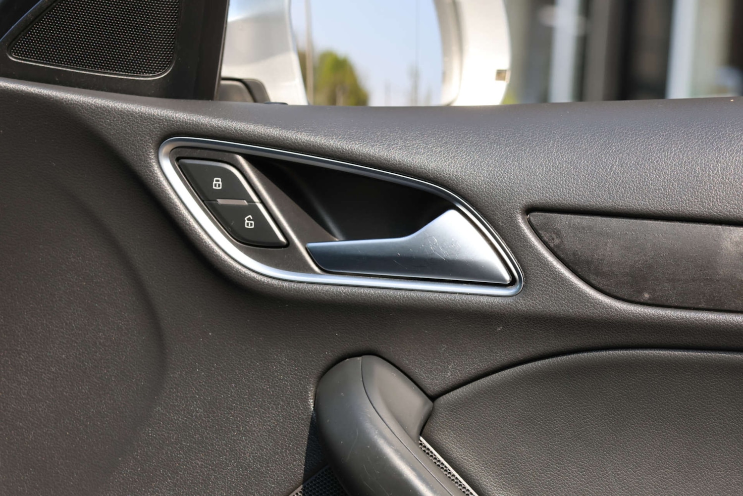 Used Audi Q3 2013 for sale - 76767896: Photo 17