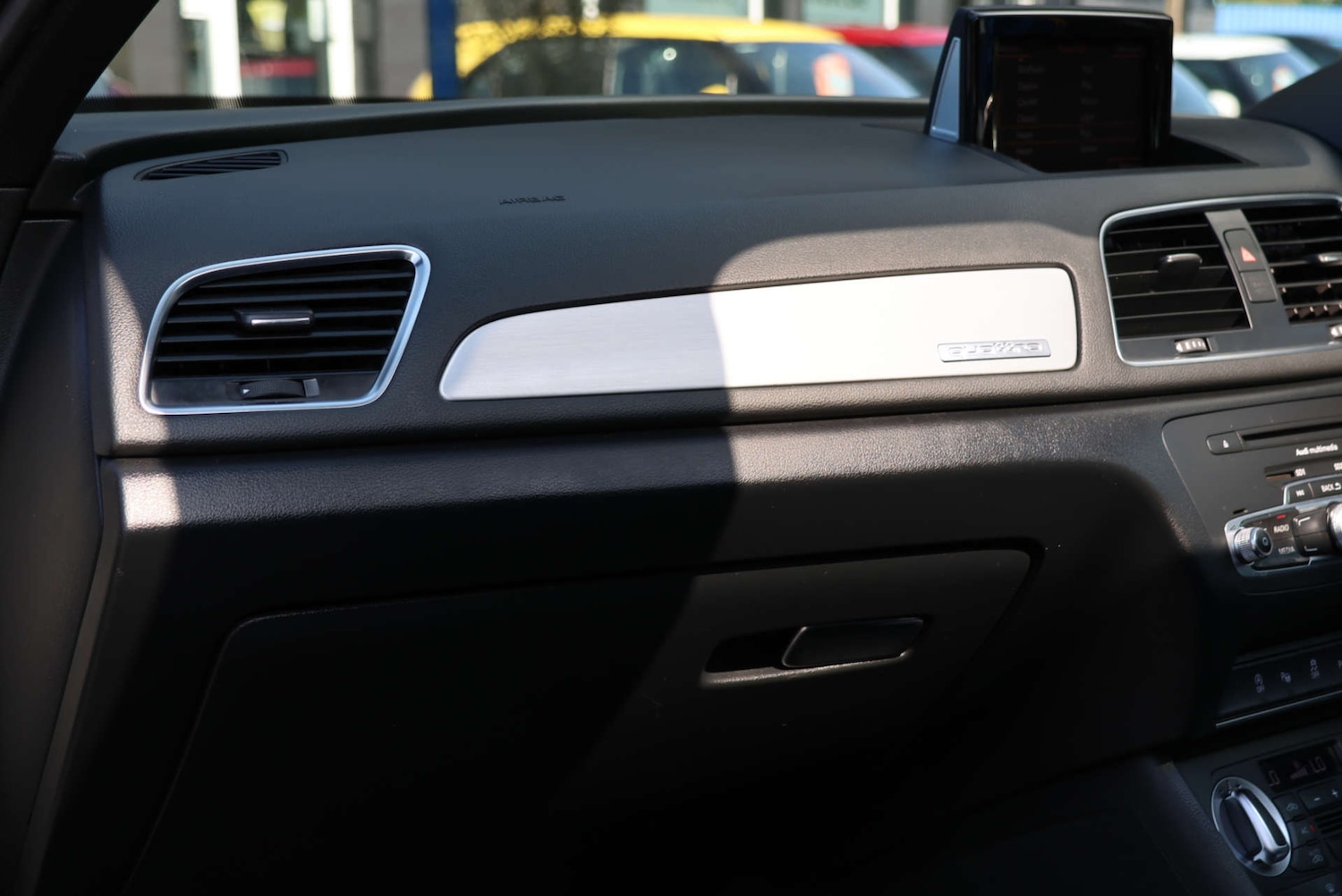 Used Audi Q3 2013 for sale - 76767896: Photo 20