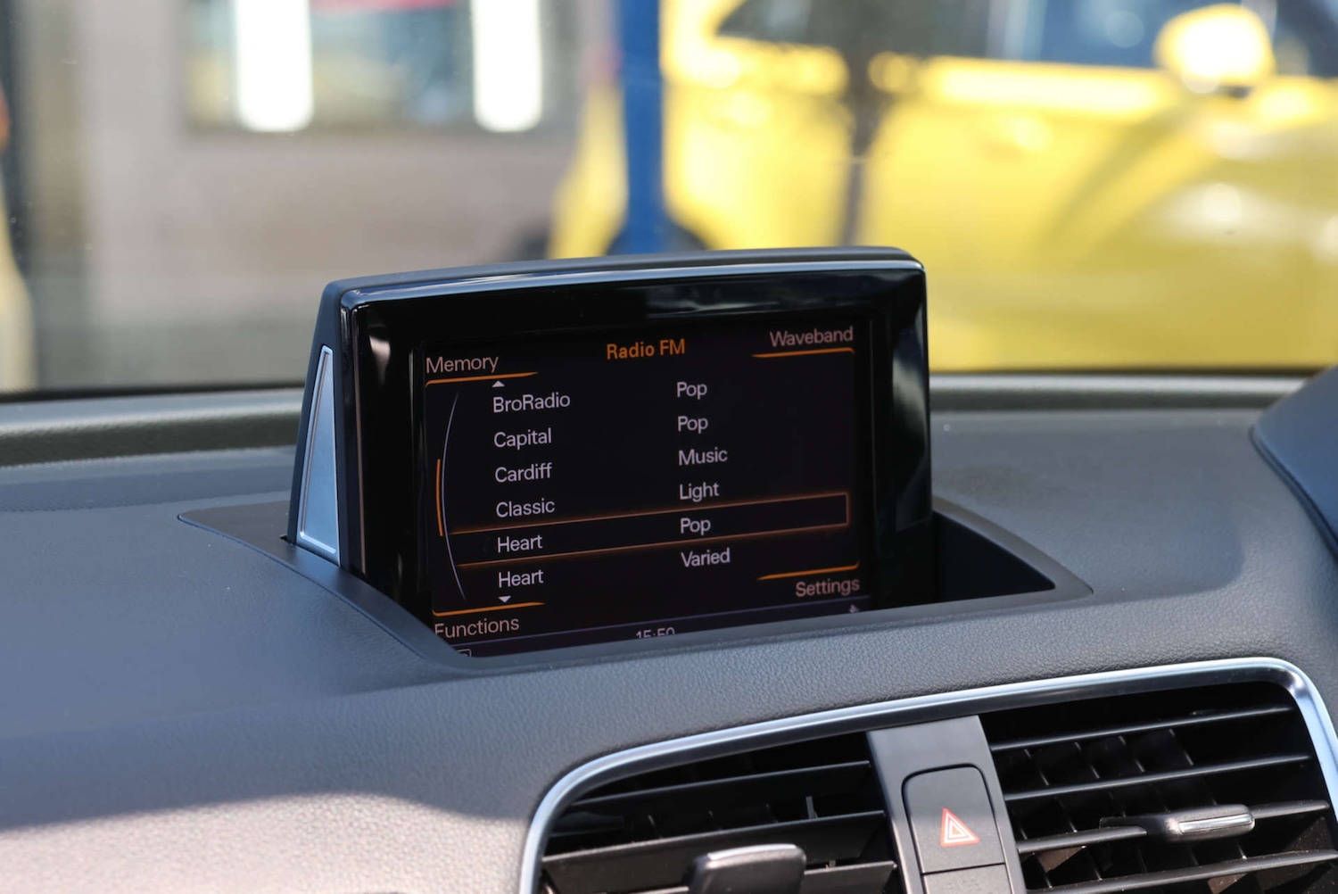 Used Audi Q3 2013 for sale - 76767896: Photo 21