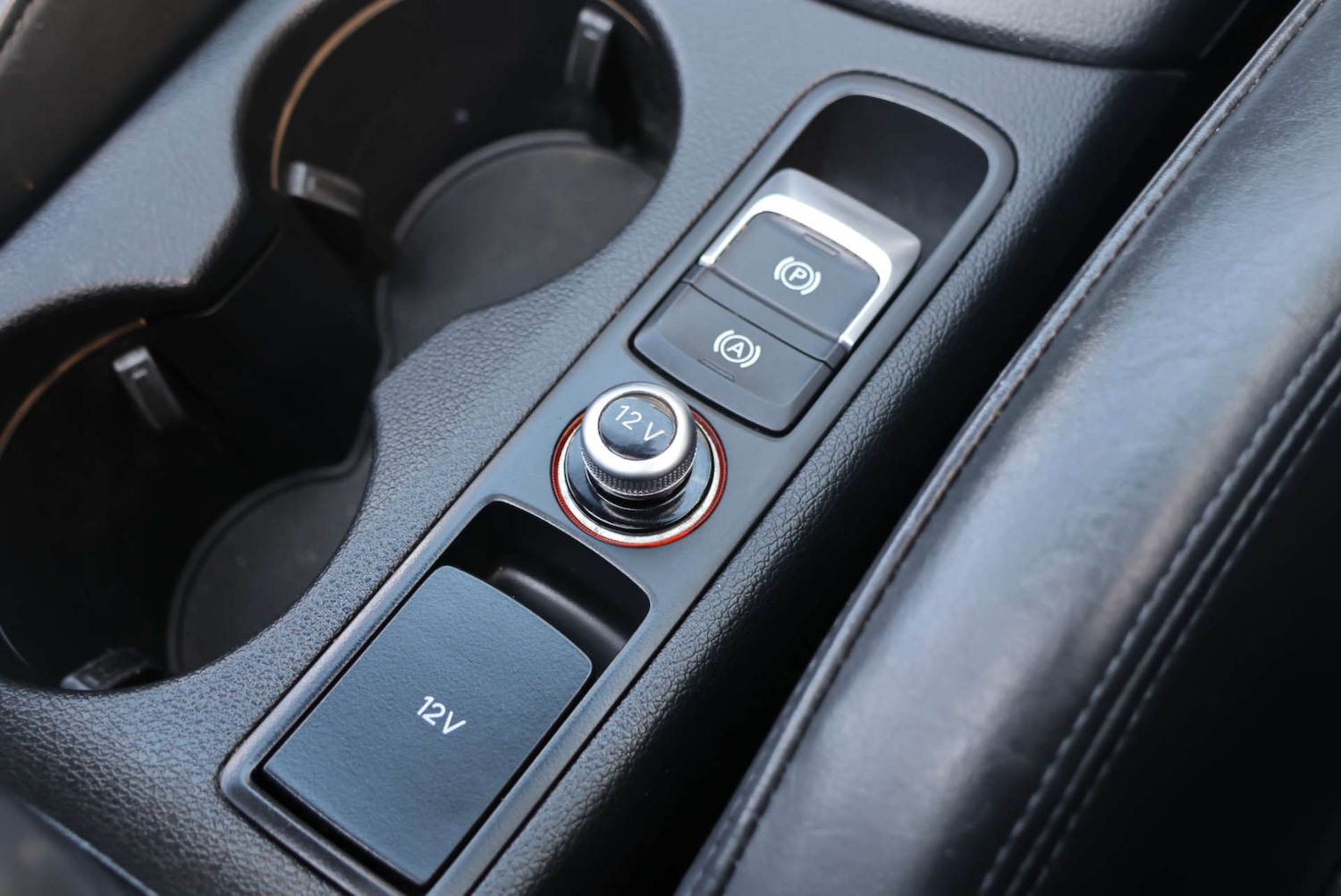 Used Audi Q3 2013 for sale - 76767896: Photo 28