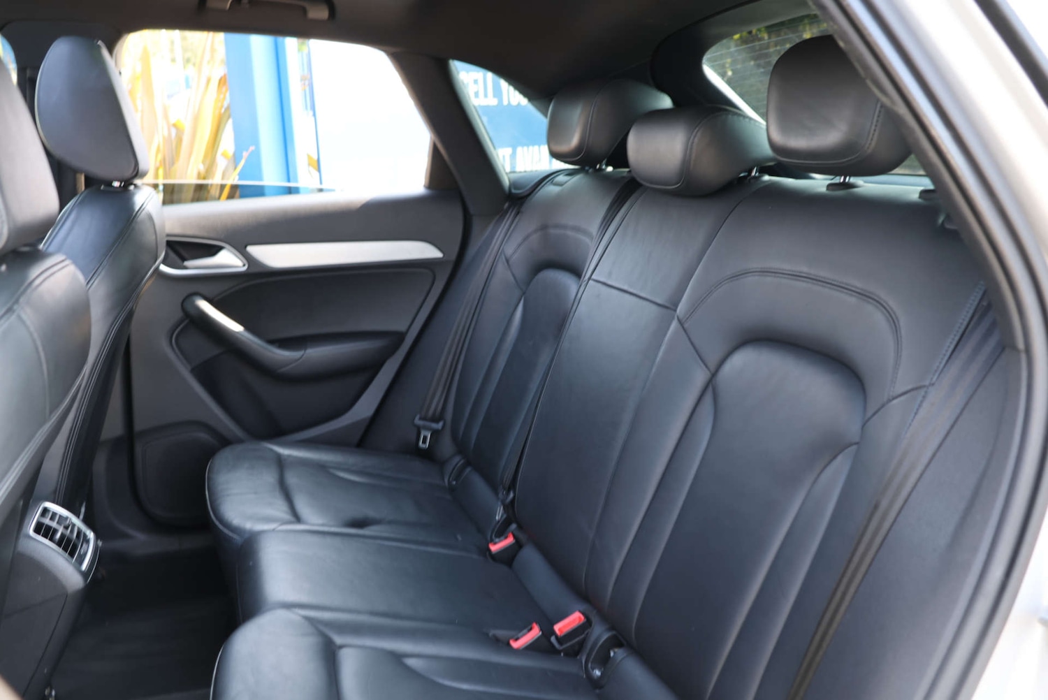 Used Audi Q3 2013 for sale - 76767896: Photo 9