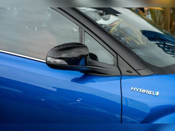 Used Toyota C-HR 2021 for sale - 78908845: Photo