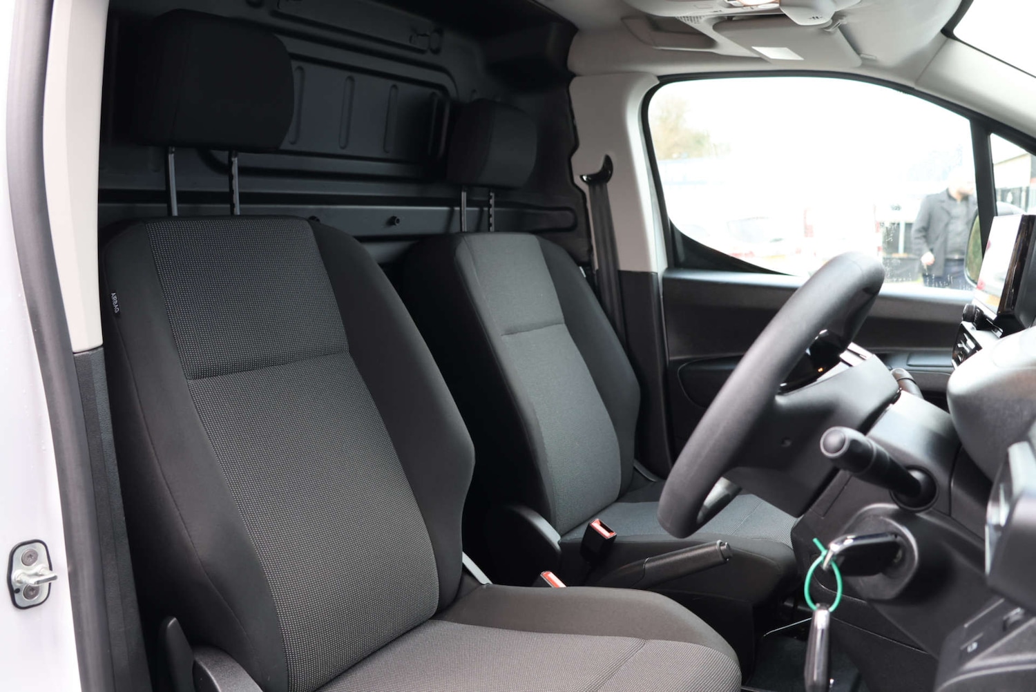 Used Peugeot Partner 2024 for sale - 76910559: Photo 5