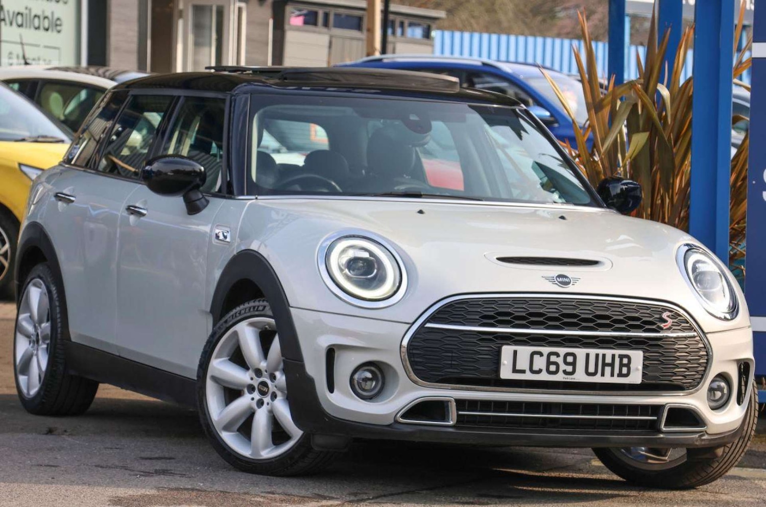 Used MINI Clubman 2019 for sale - 76601032: Photo 1