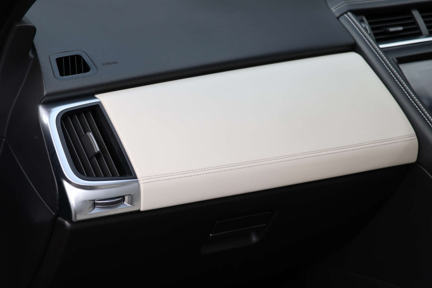 Used Jaguar E-Pace 2018 for sale - 76533591: Photo 22