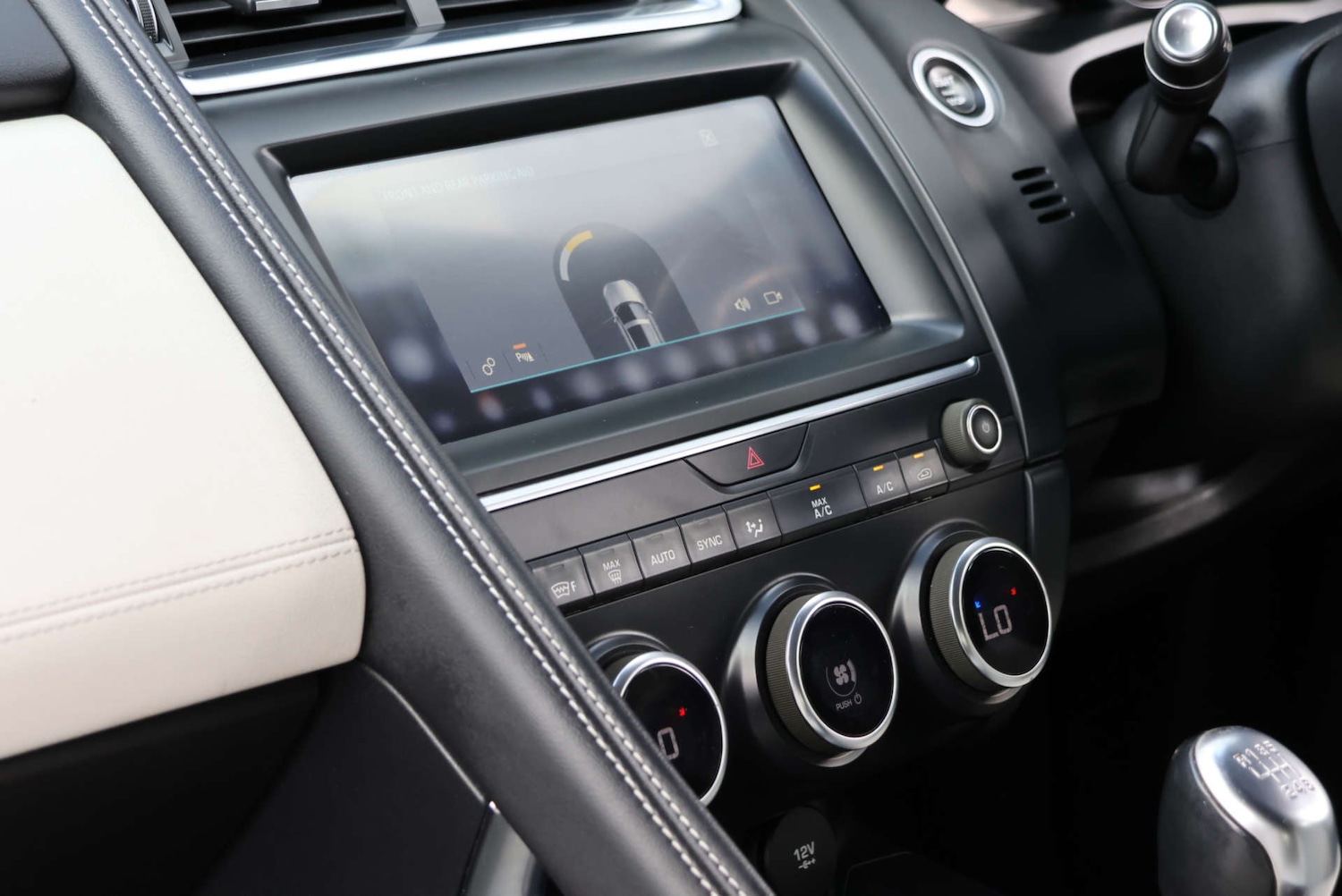 Used Jaguar E-Pace 2018 for sale - 76533591: Photo 24