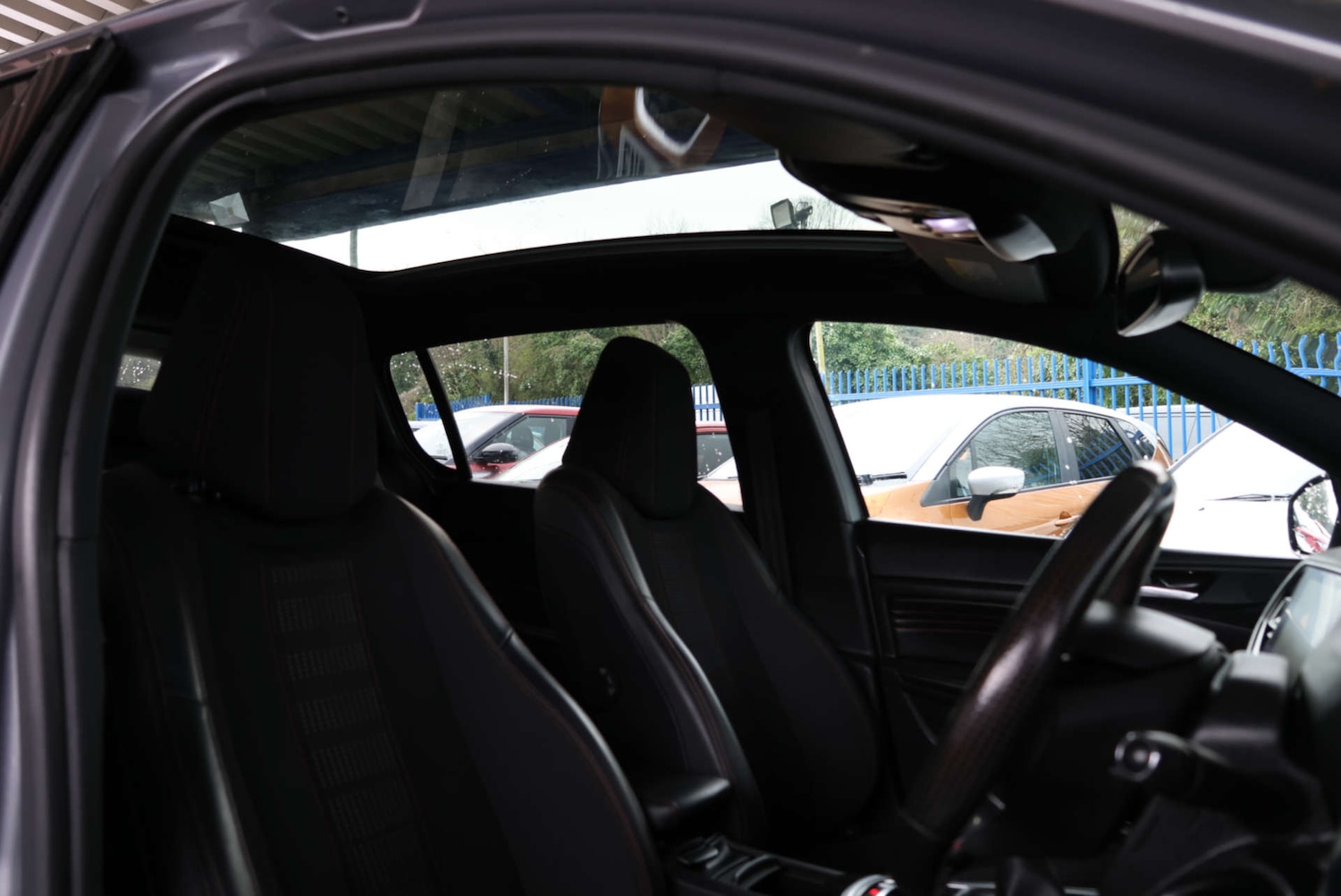 Used Peugeot 308 2016 for sale - 77765788: Photo 7