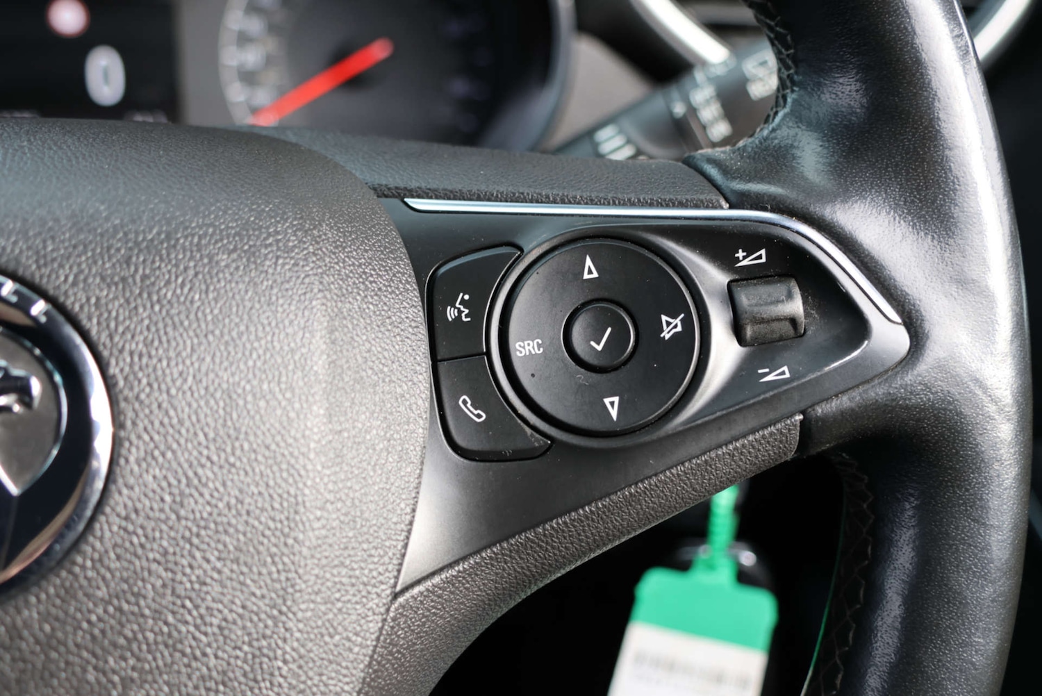 Used Vauxhall Crossland 2021 for sale - 77470078: Photo 21