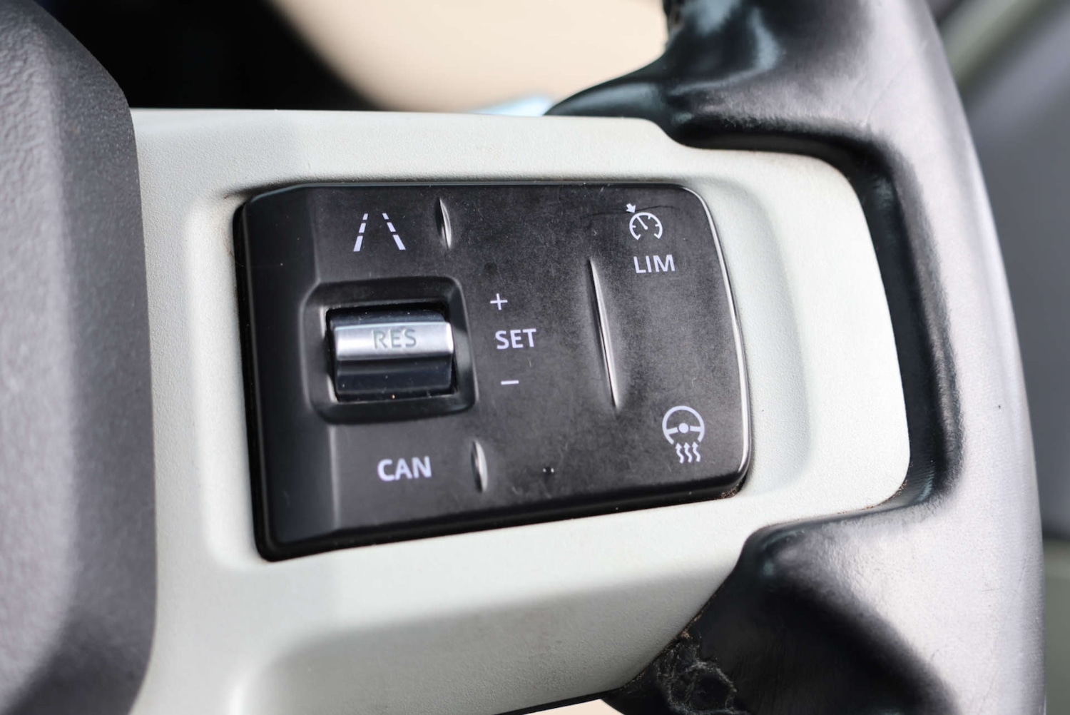 Used Land Rover Defender 2020 for sale - 76363955: Photo 22