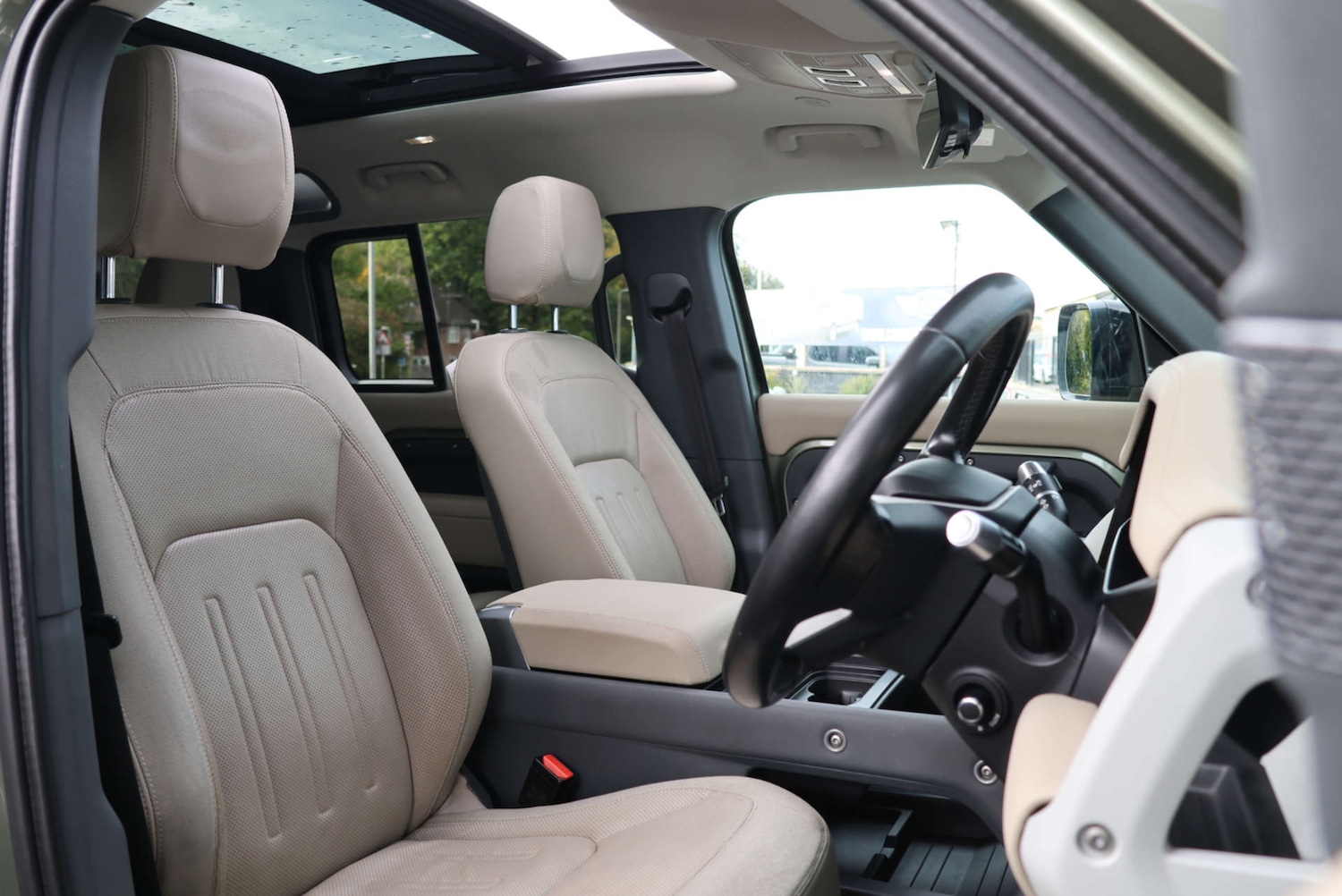 Used Land Rover Defender 2020 for sale - 76363955: Photo 6