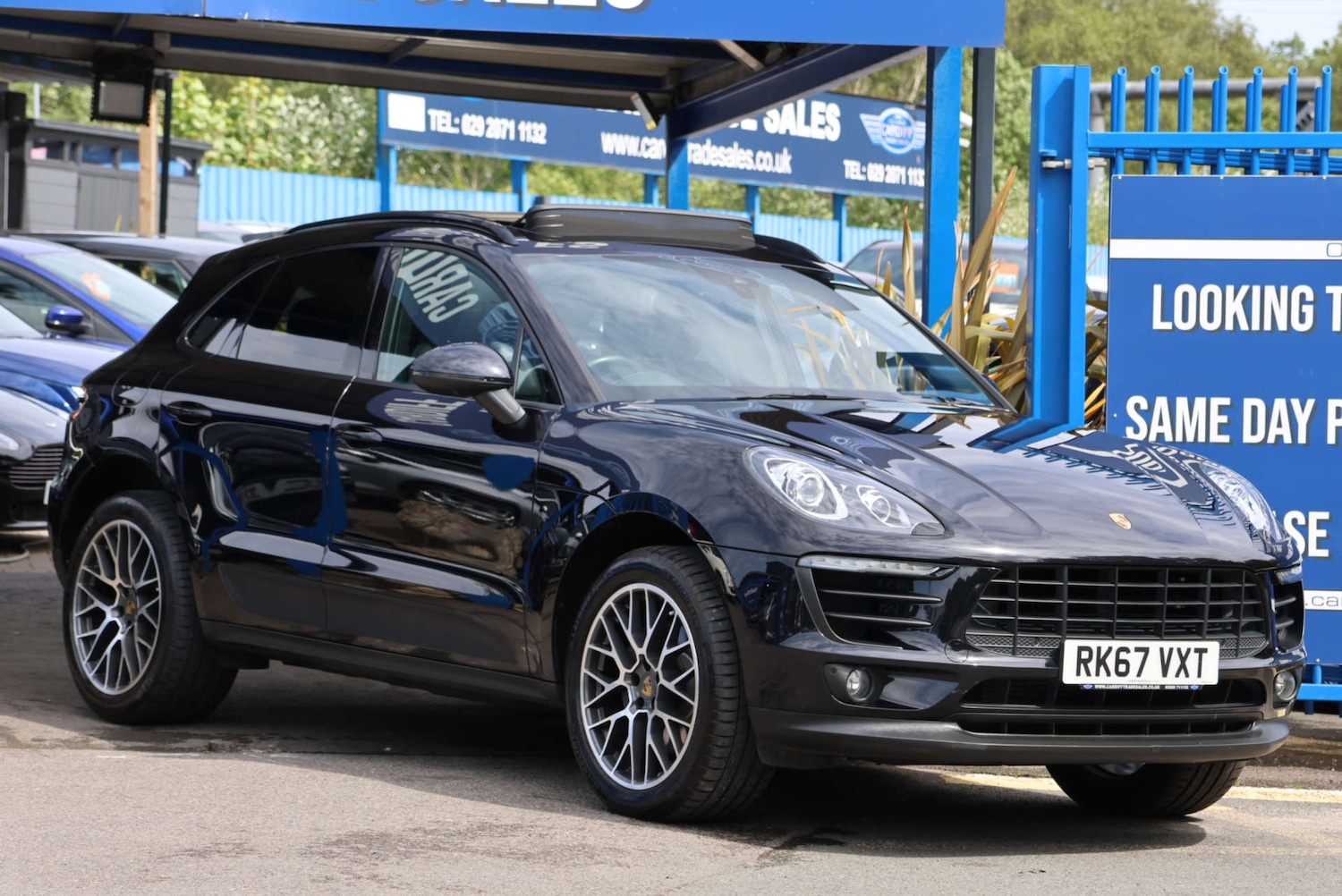 Used Porsche Macan 2017 for sale - 76206207: Photo 2