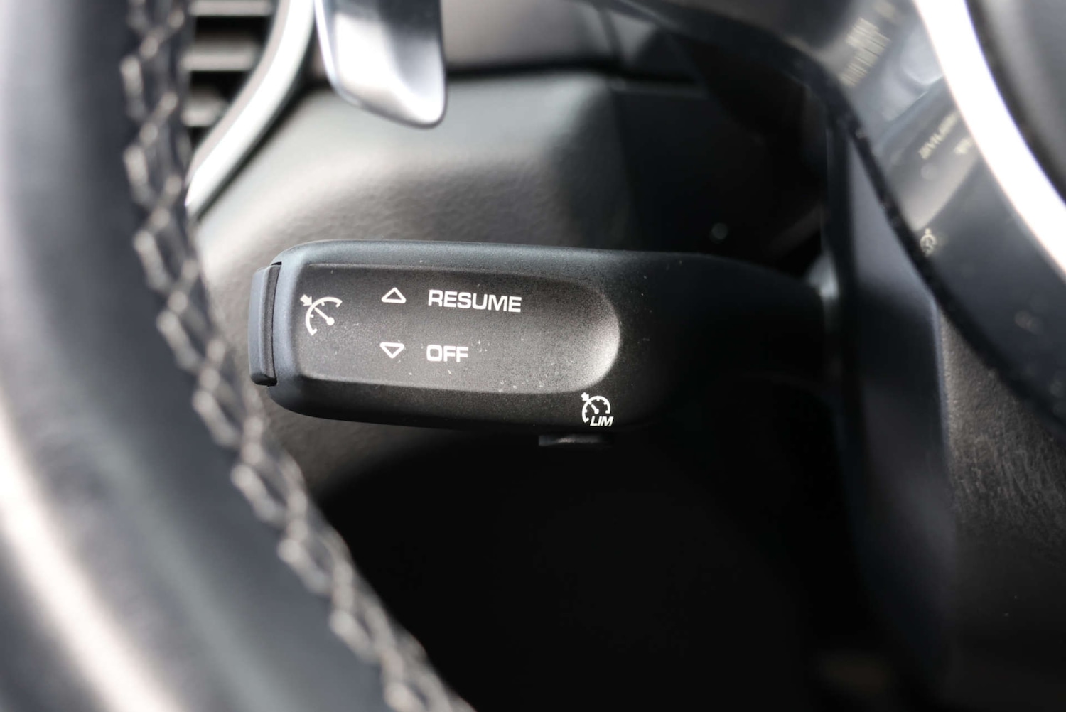 Used Porsche Macan 2017 for sale - 76206207: Photo 34