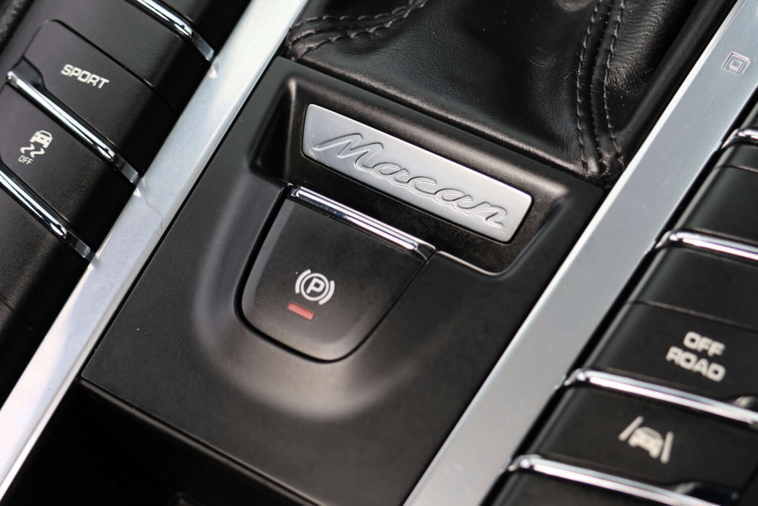 Used Porsche Macan 2017 for sale - 76206207: Photo 35