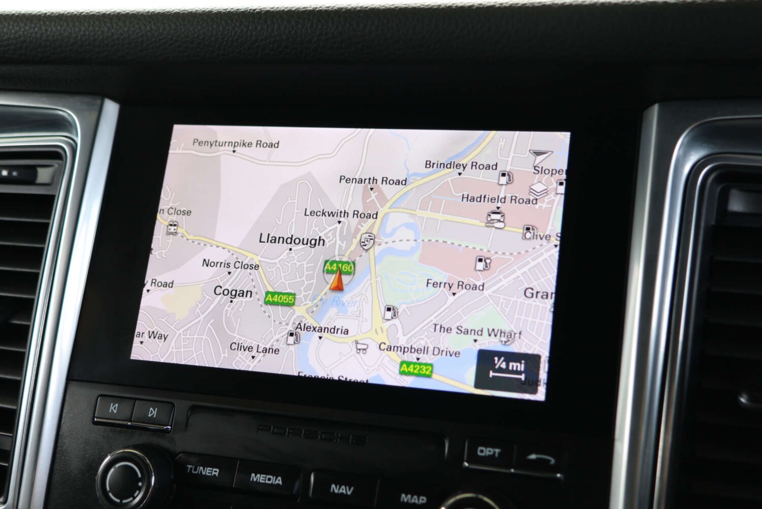 Used Porsche Macan 2017 for sale - 76206207: Photo 45