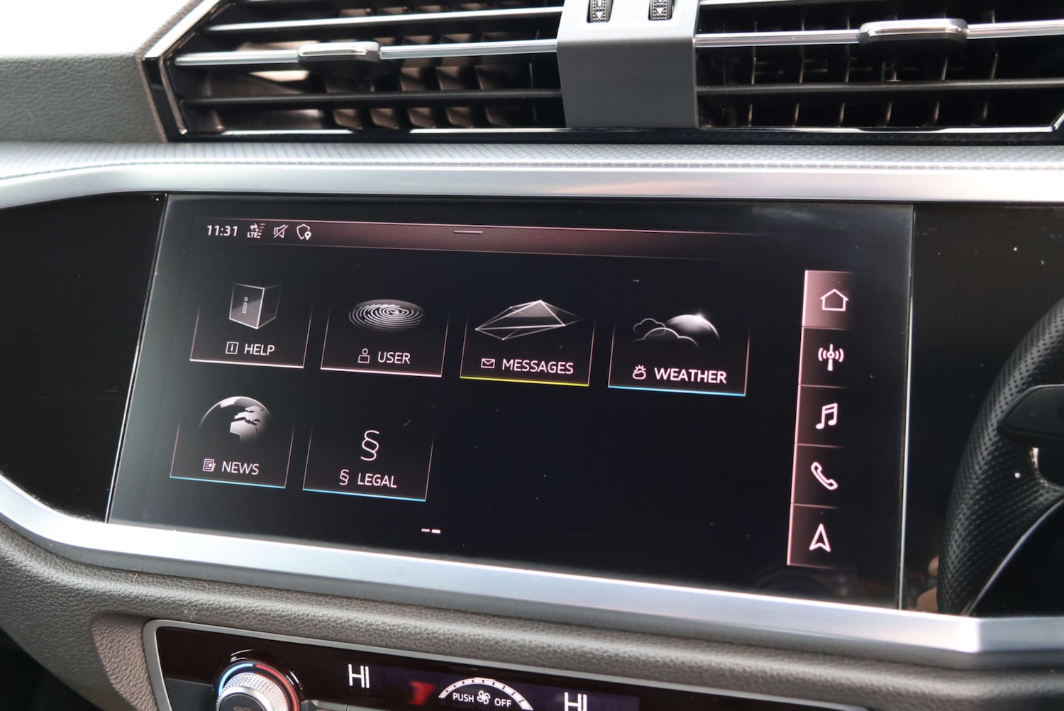 Used Audi Q3 2019 for sale - 76829869: Photo 28