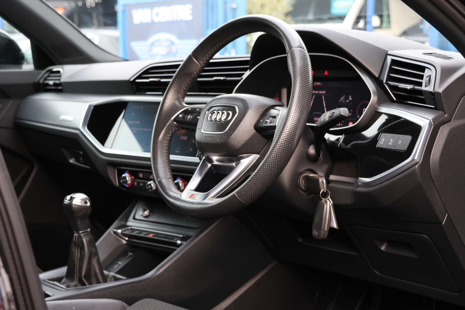 Used Audi Q3 2019 for sale - 76829869: Photo 4