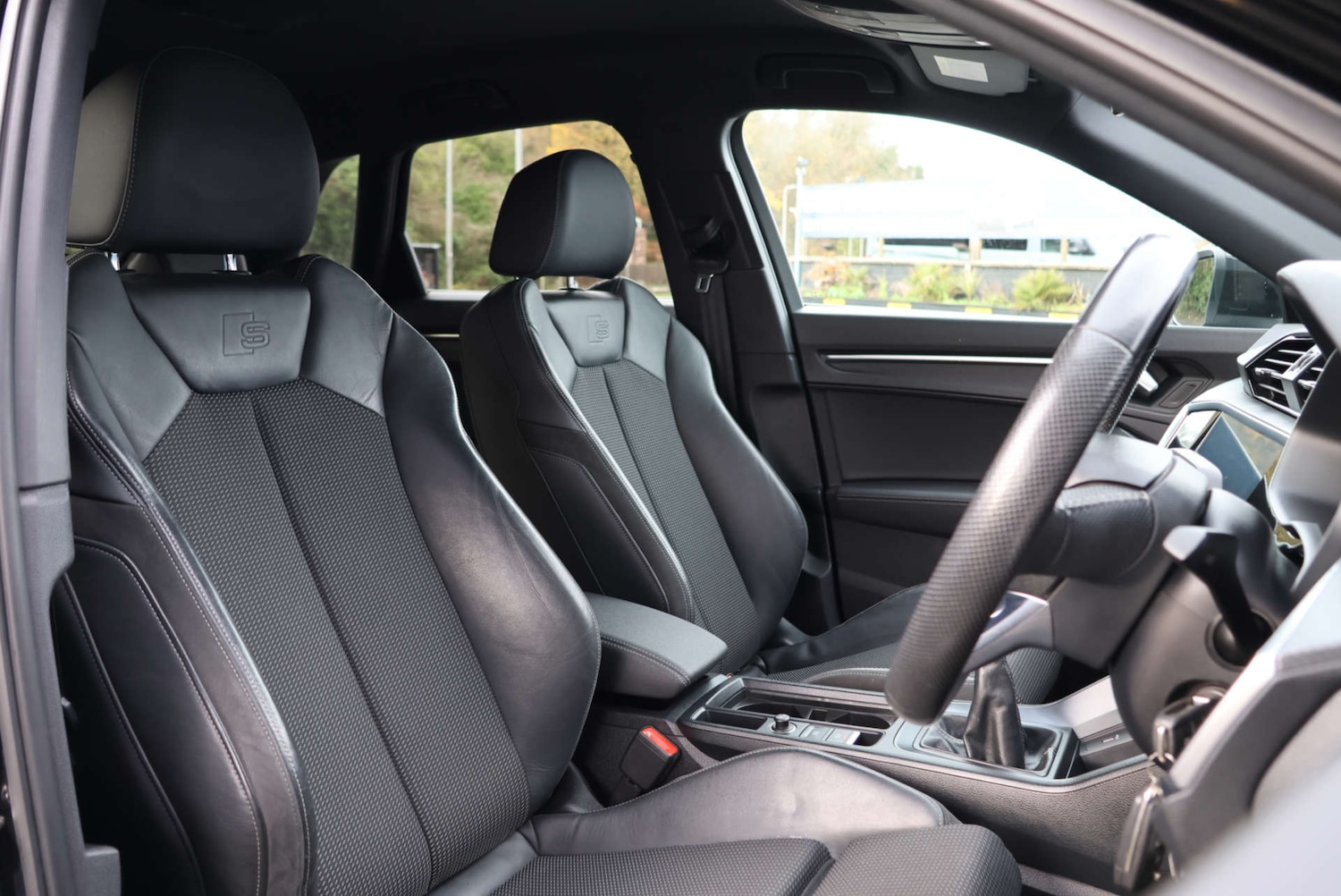 Used Audi Q3 2019 for sale - 76829869: Photo 5