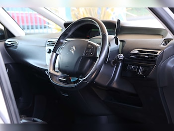Used Citroen C4 Picasso 2016 for sale - 78702775: Photo