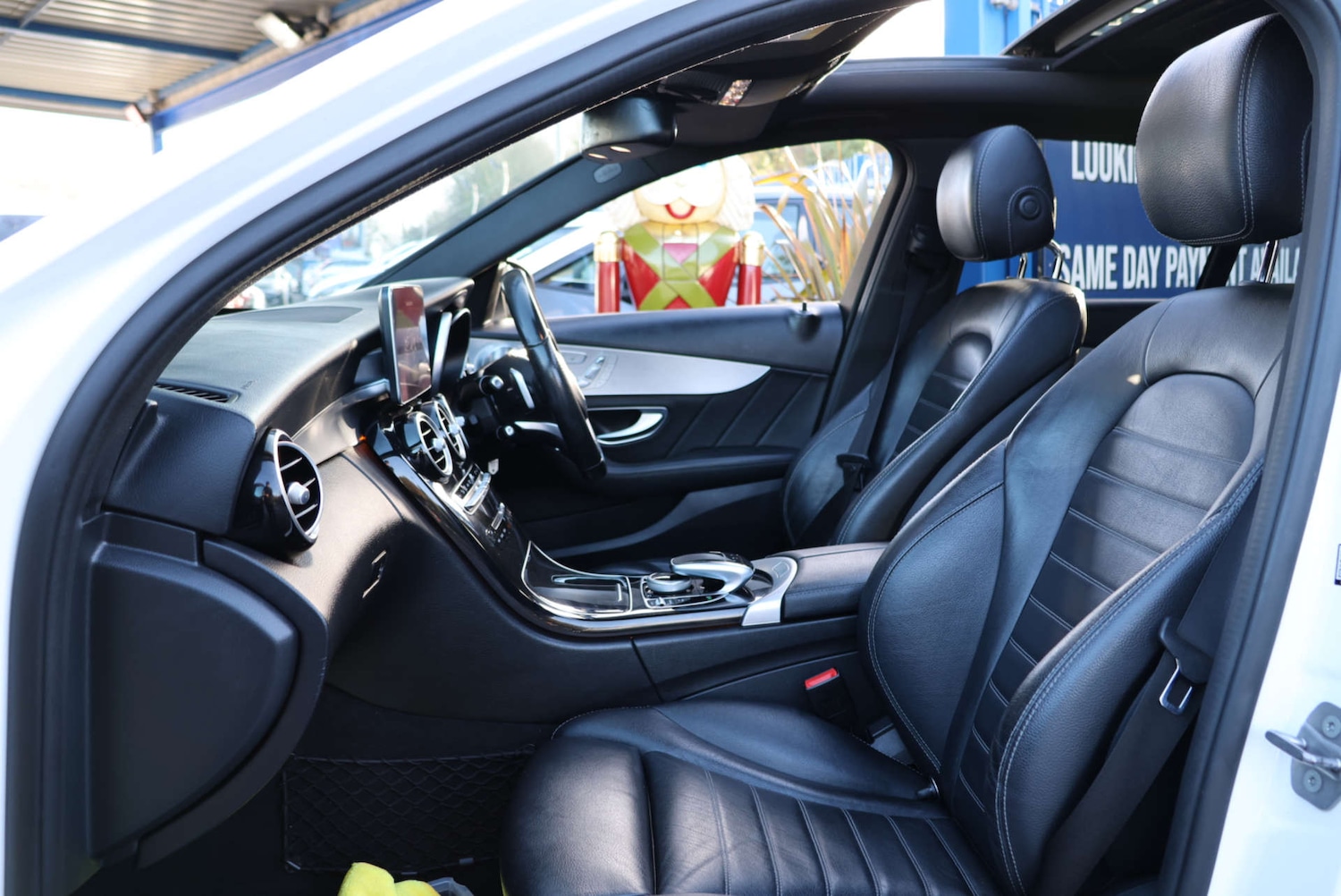 Used Mercedes-Benz C Class 2016 for sale - 76848470: Photo 10