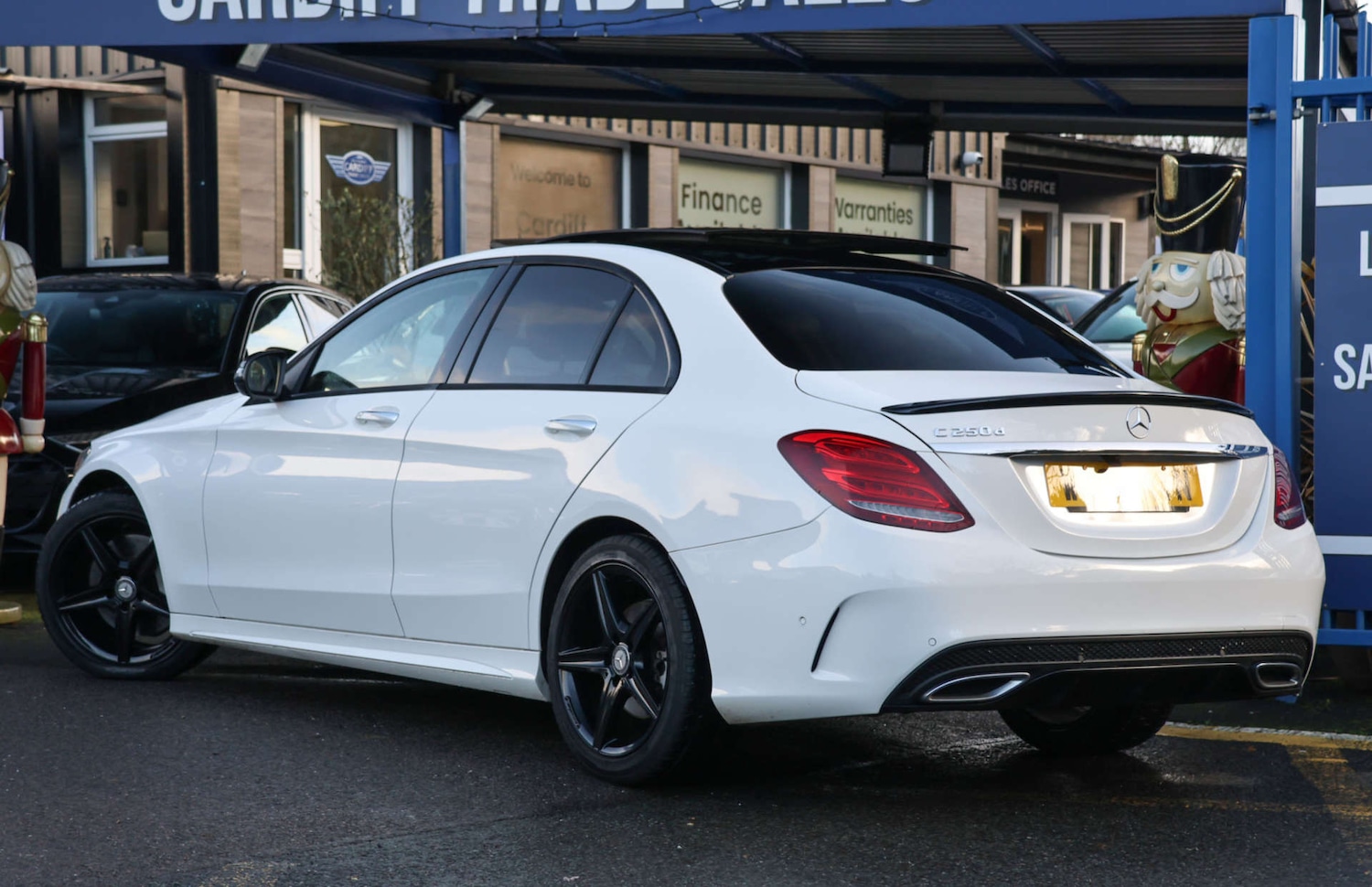 Used Mercedes-Benz C Class 2016 for sale - 76848470: Photo 15