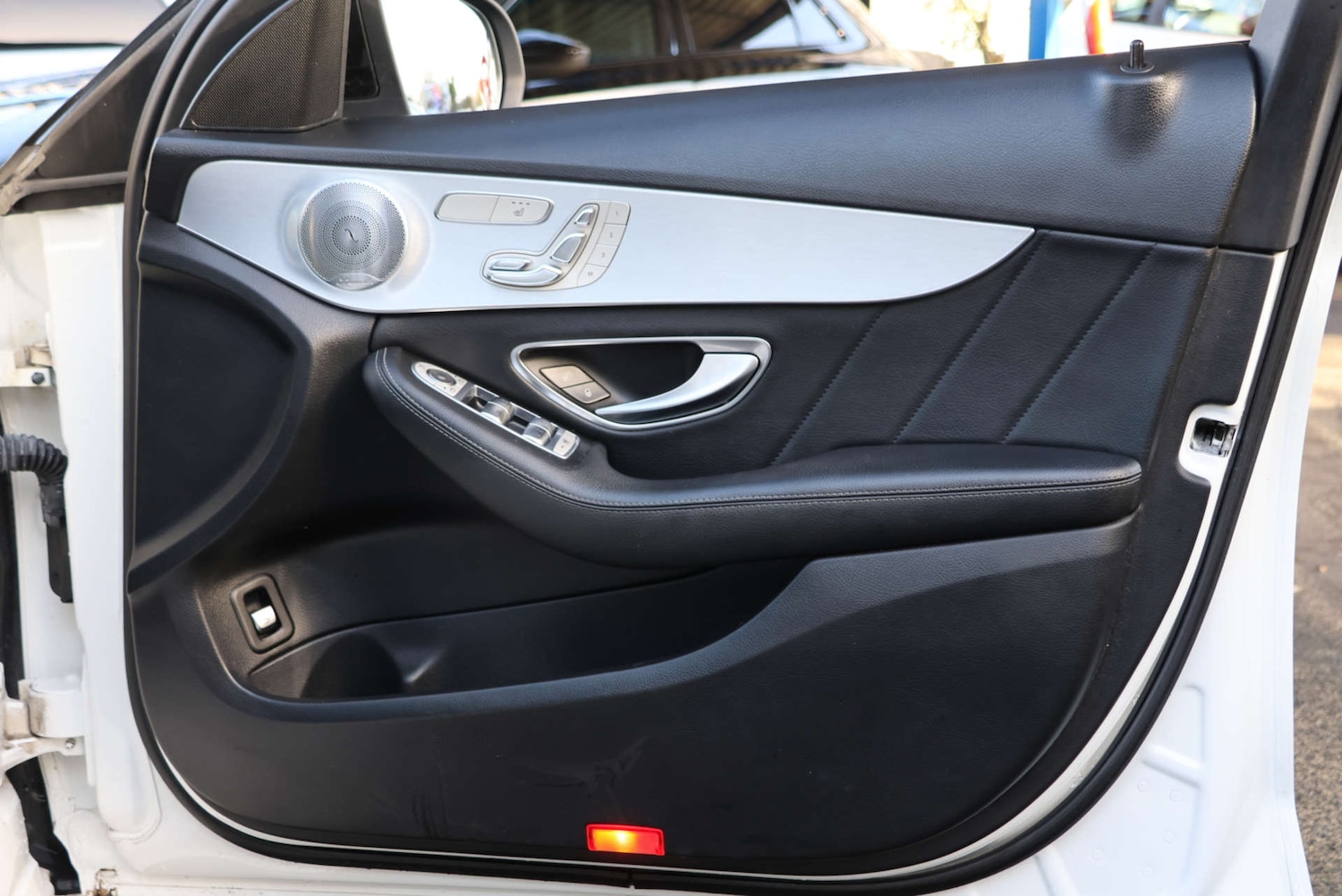 Used Mercedes-Benz C Class 2016 for sale - 76848470: Photo 42