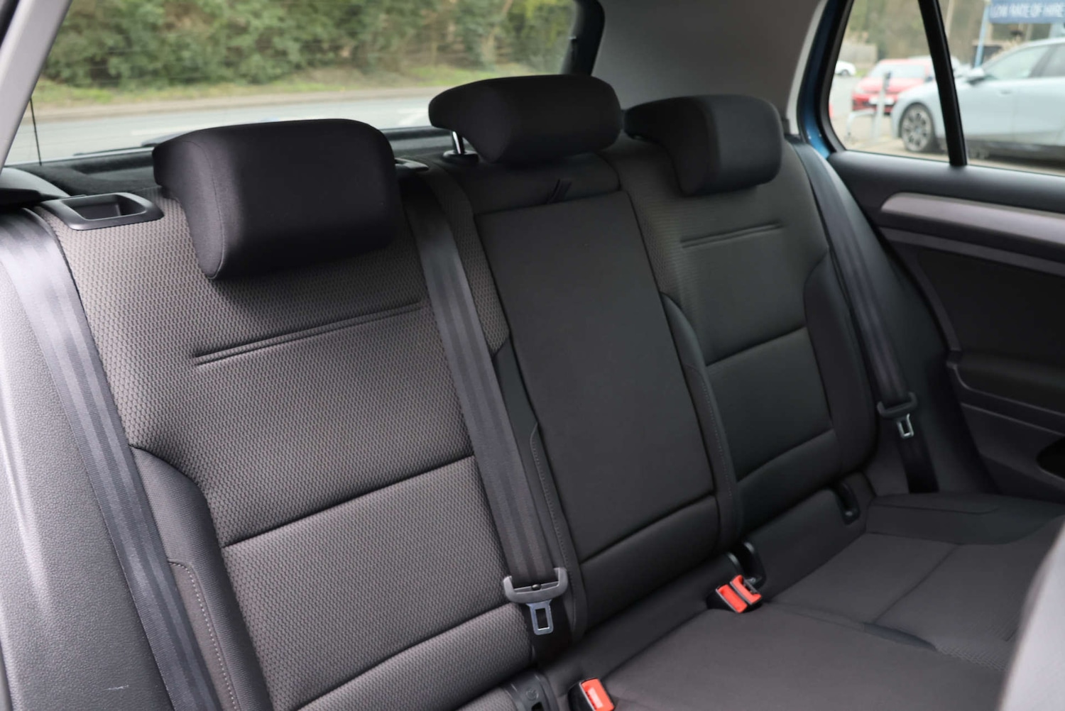 Used Volkswagen Golf 2015 for sale - 77790754: Photo 6