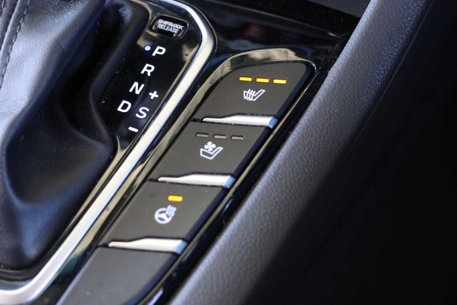 Used Hyundai IONIQ 2018 for sale - 76600676: Photo 26