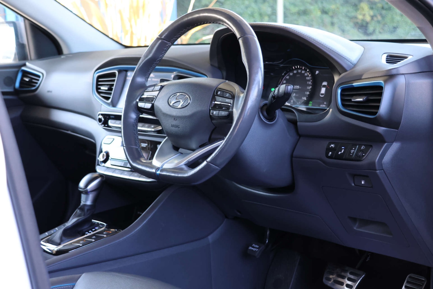 Used Hyundai IONIQ 2018 for sale - 76600676: Photo 4