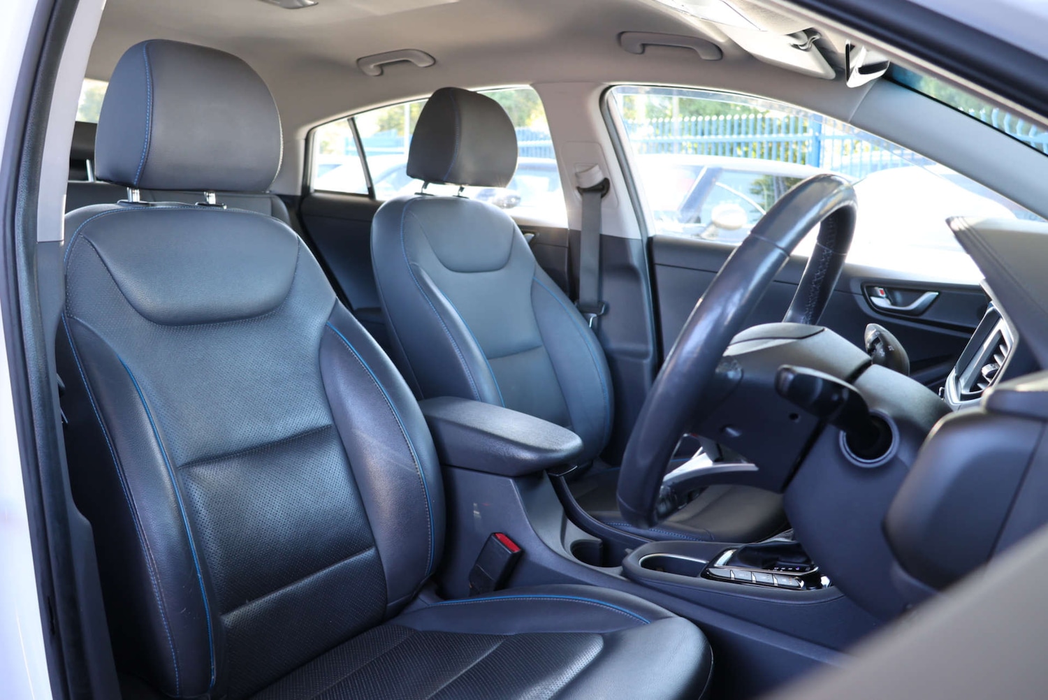 Used Hyundai IONIQ 2018 for sale - 76600676: Photo 5