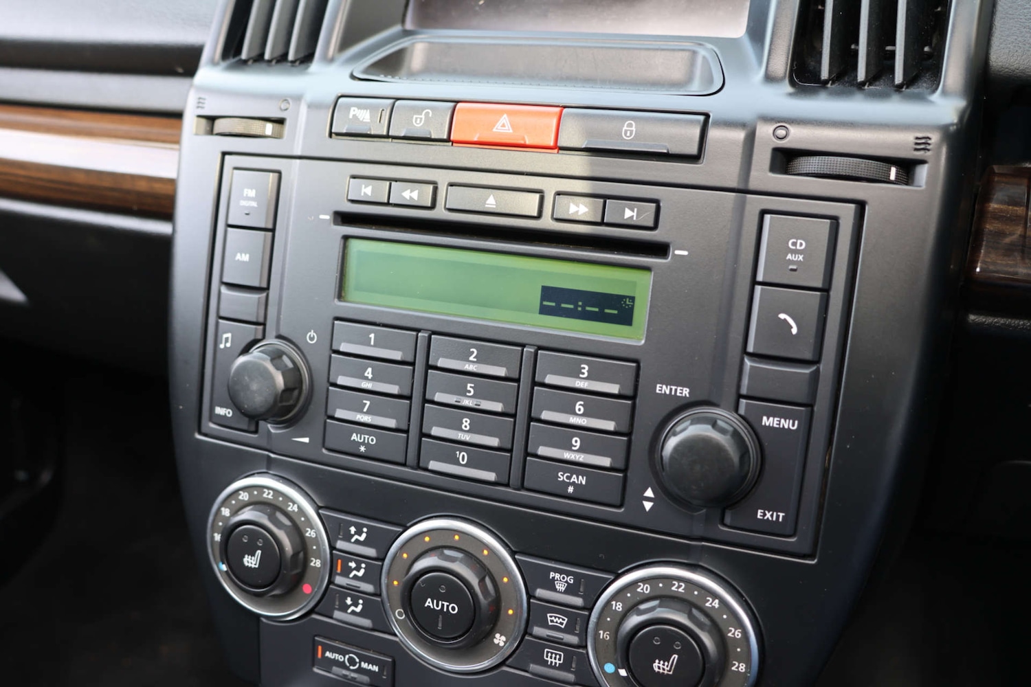 Used Land Rover Freelander 2012 for sale - 78045044: Photo 27