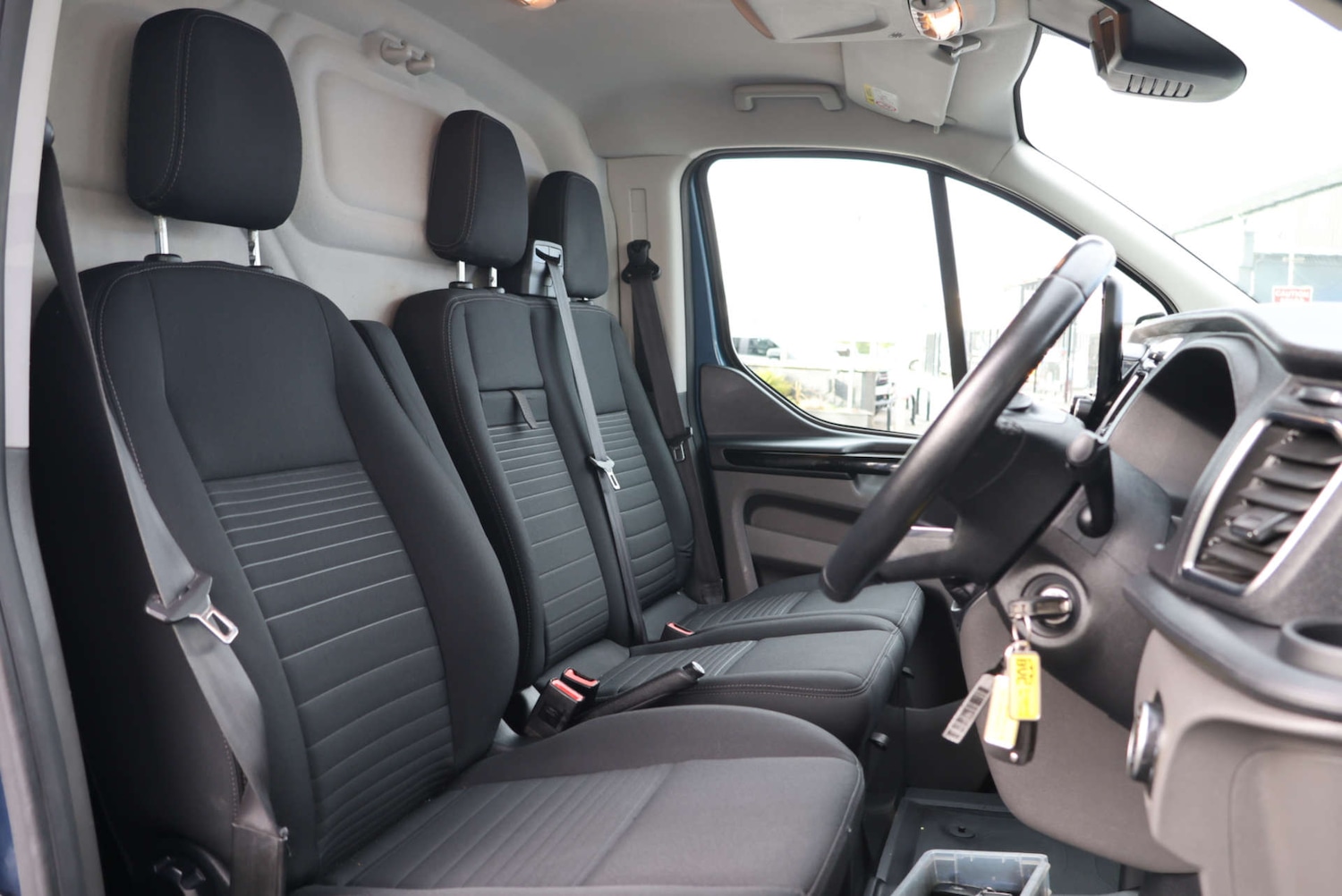 Used Ford Transit Custom 2019 for sale - 76363950: Photo 5