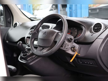 Used Renault Kangoo 2019 for sale - 77310972: Photo