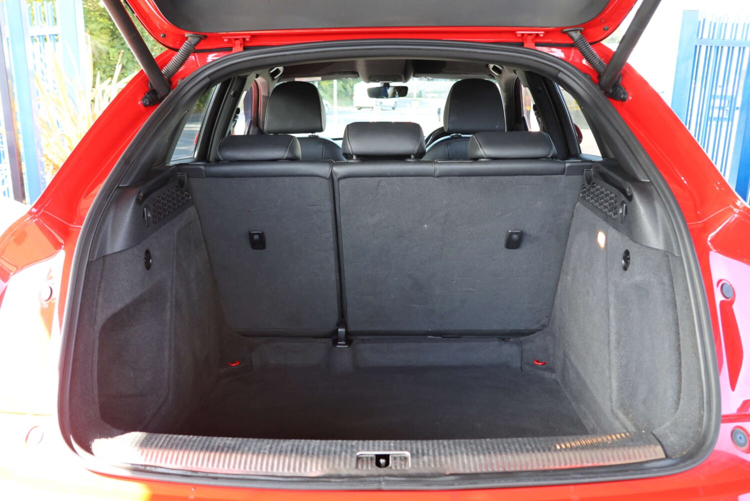 Used Audi Q3 2016 for sale - 76091314: Photo 8