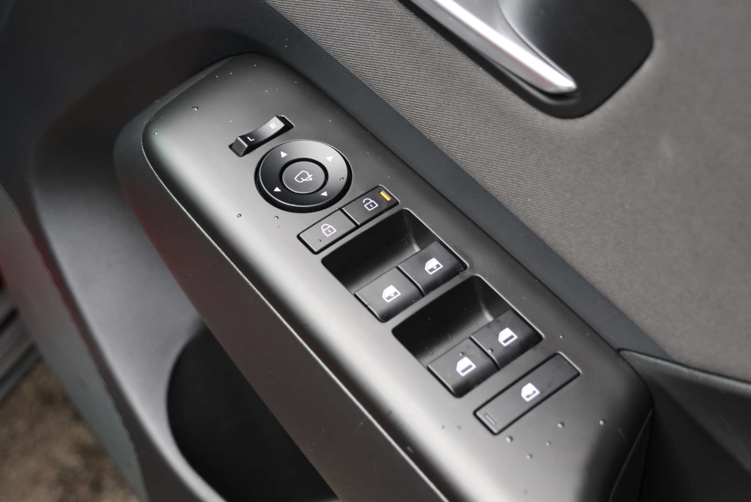 Used Hyundai KONA 2023 for sale - 77629530: Photo 18